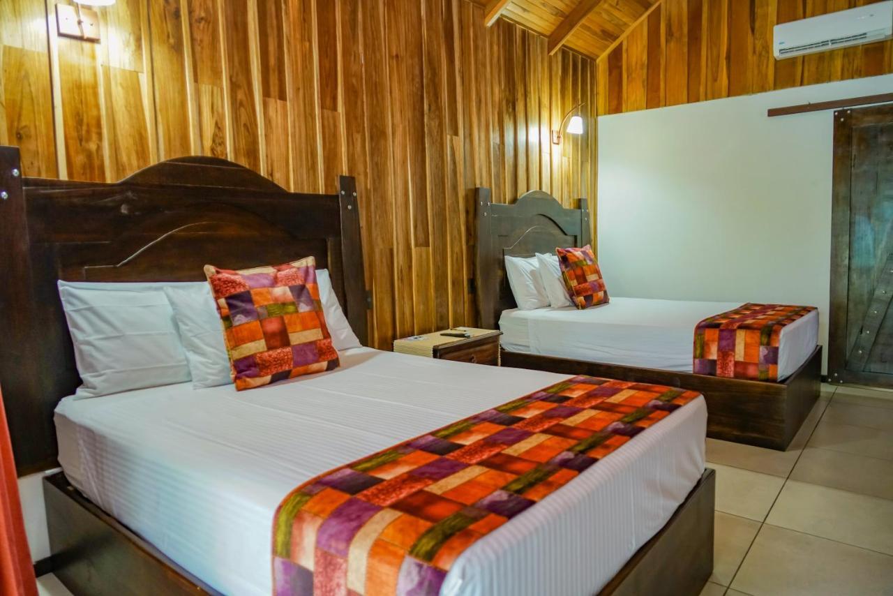 Arenal History Inn La Fortuna Екстериор снимка