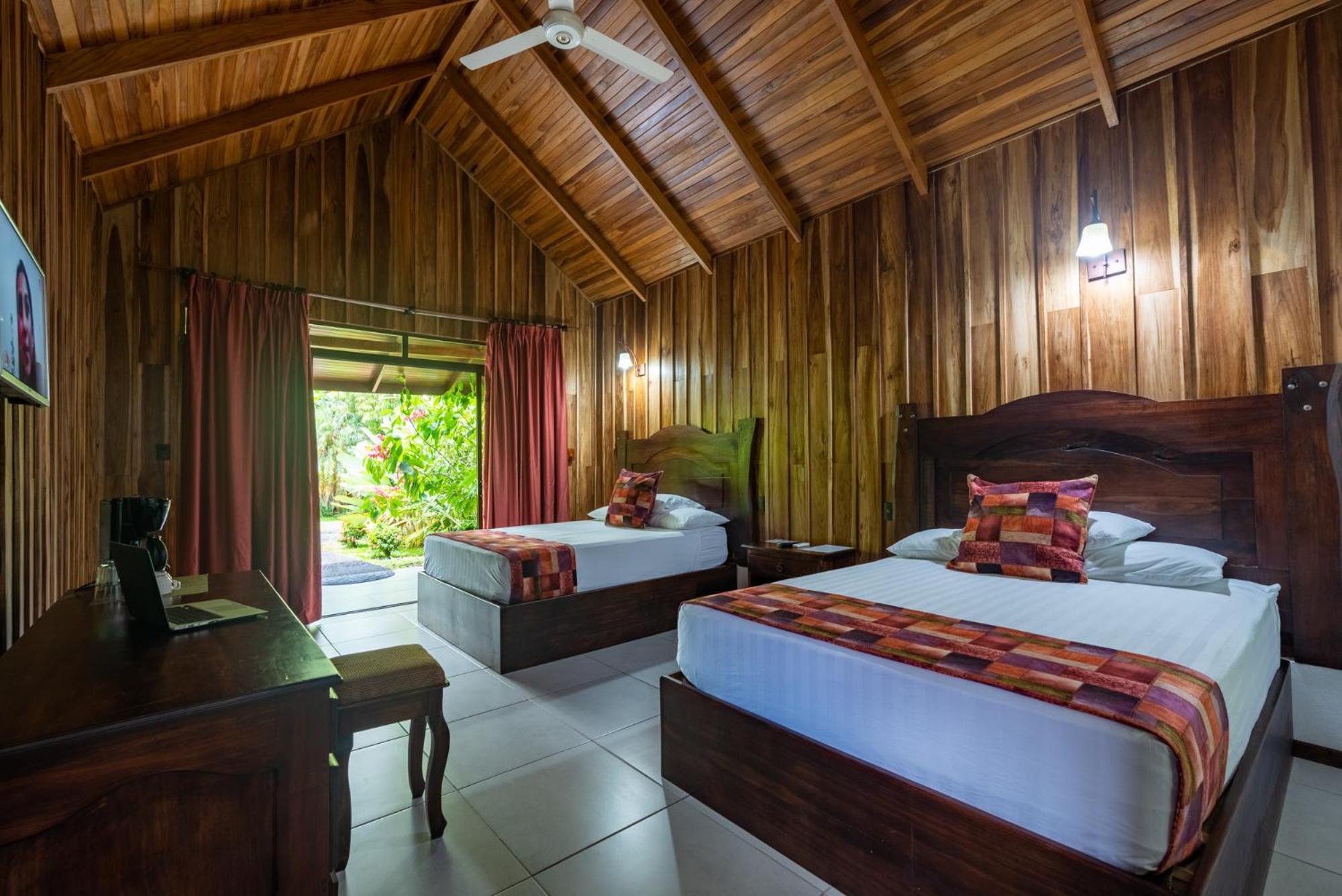 Arenal History Inn La Fortuna Екстериор снимка